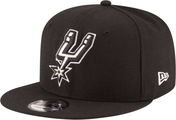 New Era Men's San Antonio Spurs 9Fifty Black Logo Adjustable Snapback Hat