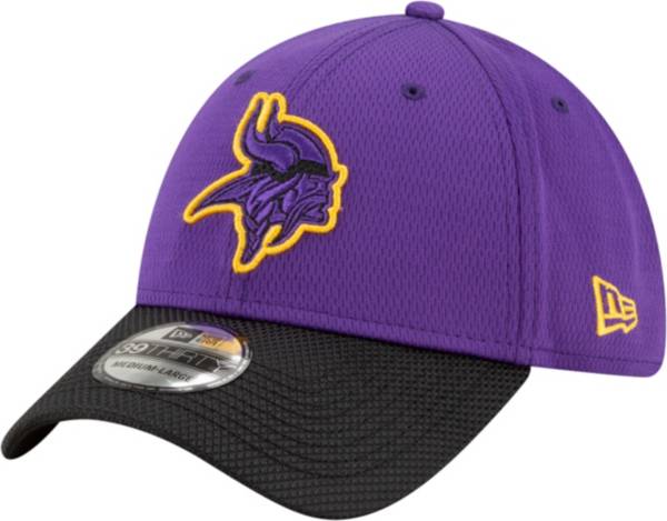 New Era Men's Minnesota Vikings Sideline 2021 Road 39Thirty Purple Stretch Fit Hat