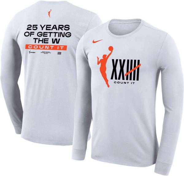 Nike Women's Basketball “Count It” Long-Sleeve T-Shirt