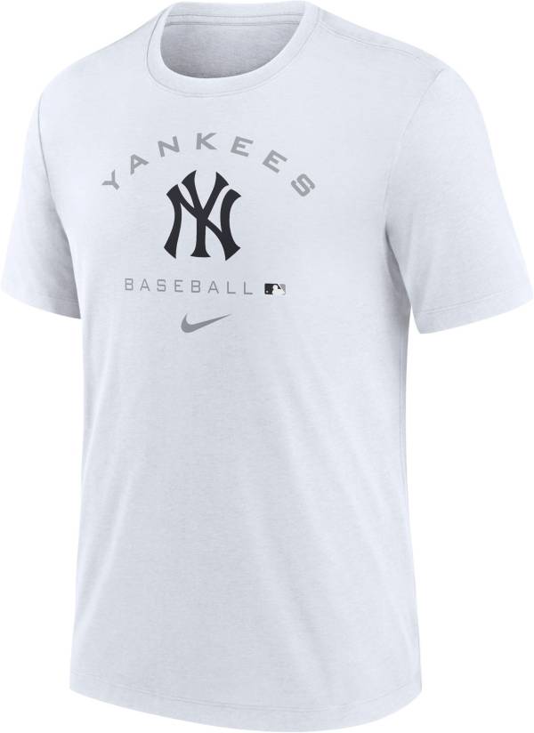 Nike Men's New York Yankees White Early Work T-Shirt