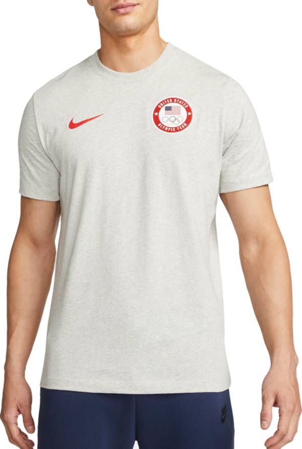 Nike Men's Sportswear Graphic T-Shirt