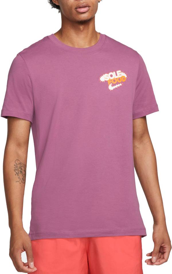 Nike Men's Sportswear Graphic T-Shirt