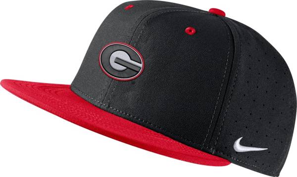 Nike Men's Georgia Bulldogs Black Fitted Baseball Hat