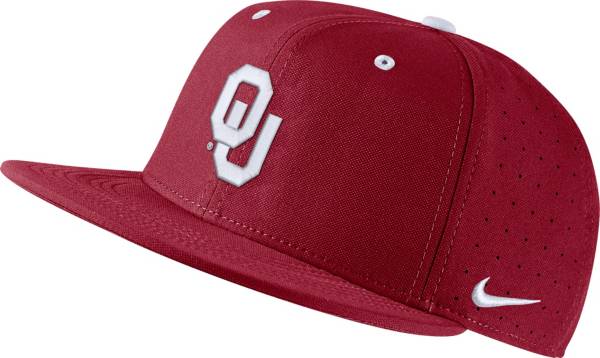 Nike Men's Oklahoma Sooners Crimson Fitted Baseball Hat product image