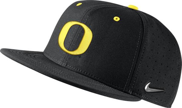 Nike Men's Oregon Ducks Black AeroBill Fitted Hat