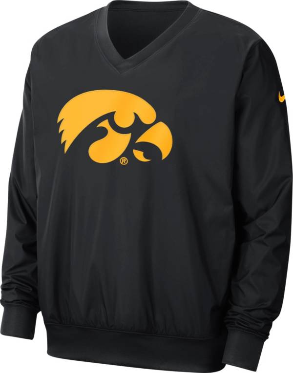 Nike Men's Iowa Hawkeyes Stadium Windshirt Black Jacket