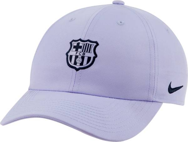 Nike Men's FC Barcelona Heritage86 Crest Purple Hat