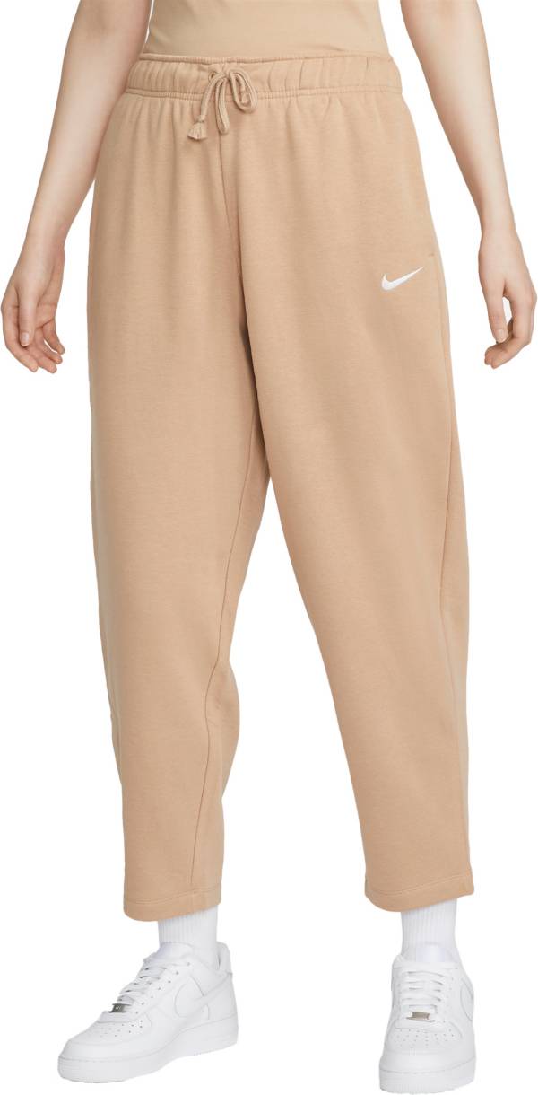 Nike Women's Sportswear Collection Essentials Curve Fleece Pants