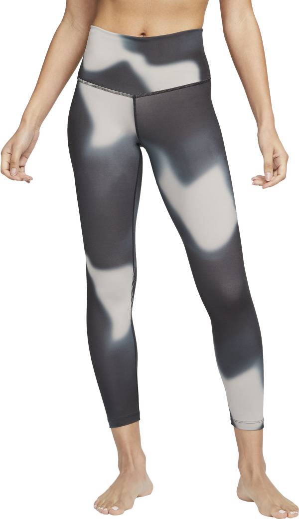 Nike Women's Yoga Dri-FIT 7/8 Leggings