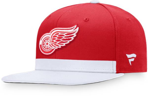 NHL Detroit Red Wings Authentic Pro Locker Room Adjustable Hat