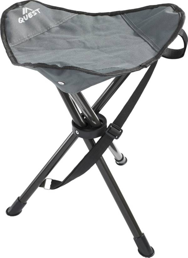 Quest 3 Legged Stool
