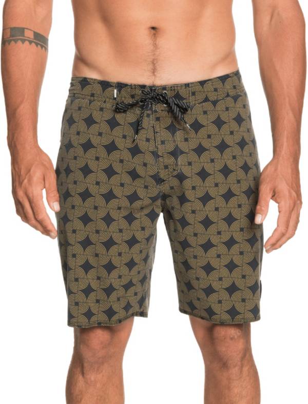 Quiksilver Men's Highline Threads & Fins 19” Board Shorts