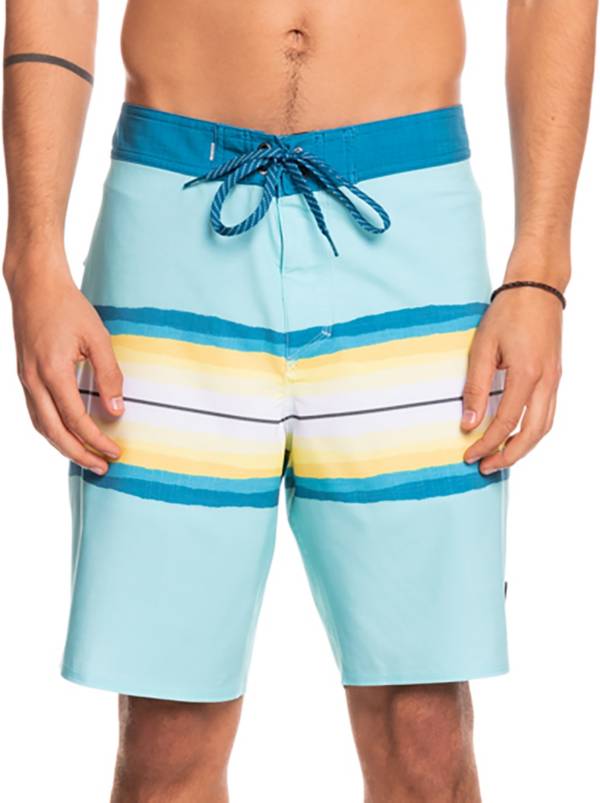 Quiksilver Men's Resin Tint 19” Board Shorts