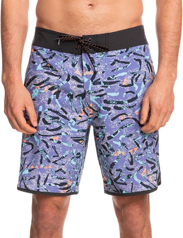 Quiksilver Men's SurfSilk Scallop 19” Board Shorts