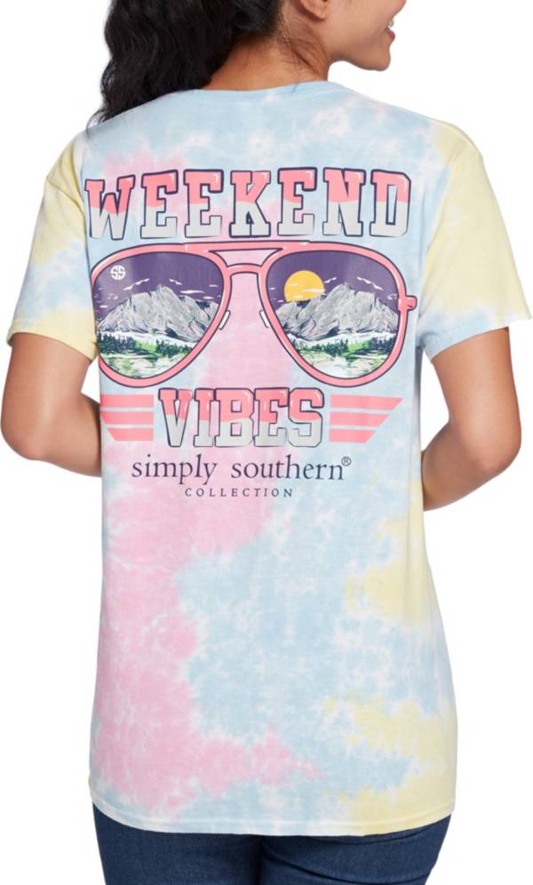 Simply Southern Women's Weekend Vibes Graphic T-Shirt