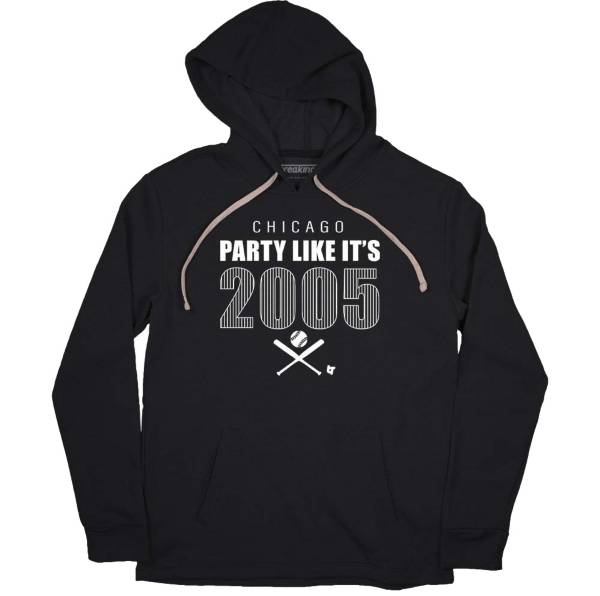 BreakingT Men's Black 'Party Like It's 2005' Pullover Hoodie