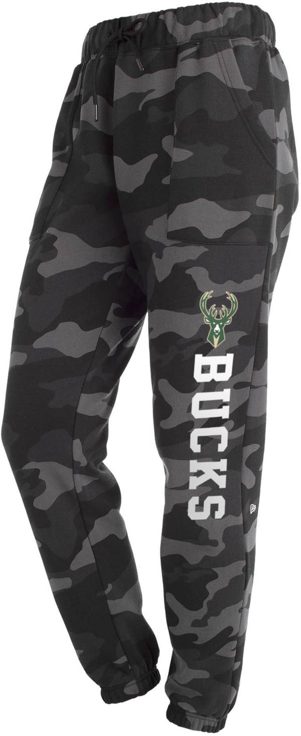 5th & Ocean Women's Milwaukee Bucks Camo Sweatpants product image