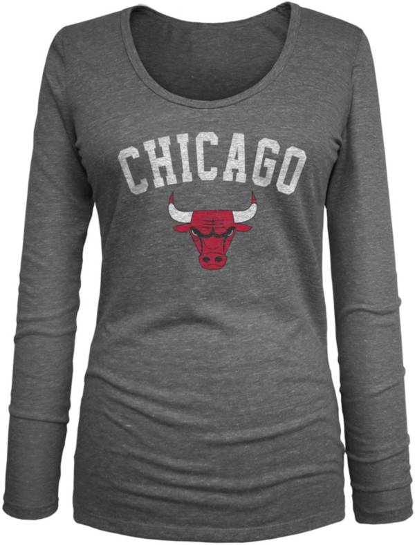 5th & Ocean Women's Chicago Bulls Gray Long Sleeve T-Shirt