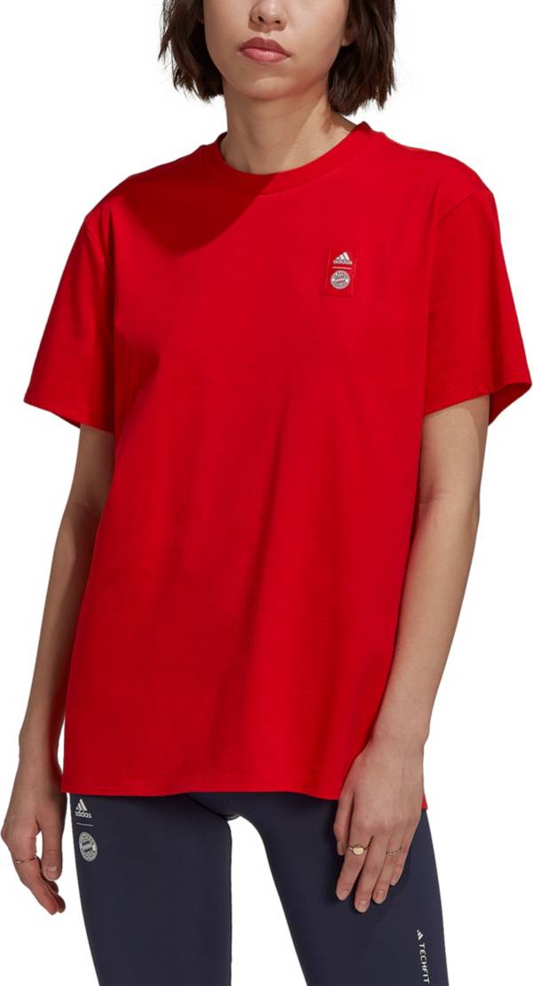 adidas Women's Bayern Munich '22 Crest Red T-Shirt product image