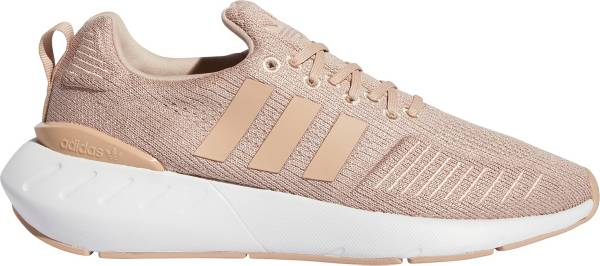 adidas Originals Women's Swift Run 22 Shoes
