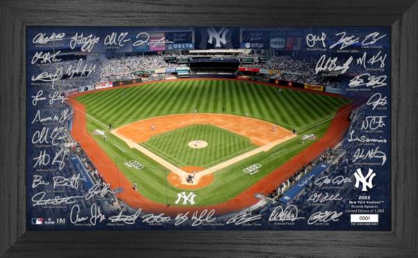 Highland Mint New York Yankees Signature Framed Field Print