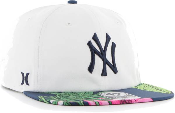 Hurley x '47 Men's New York Yankees White Captain Snapback Adjustable Hat