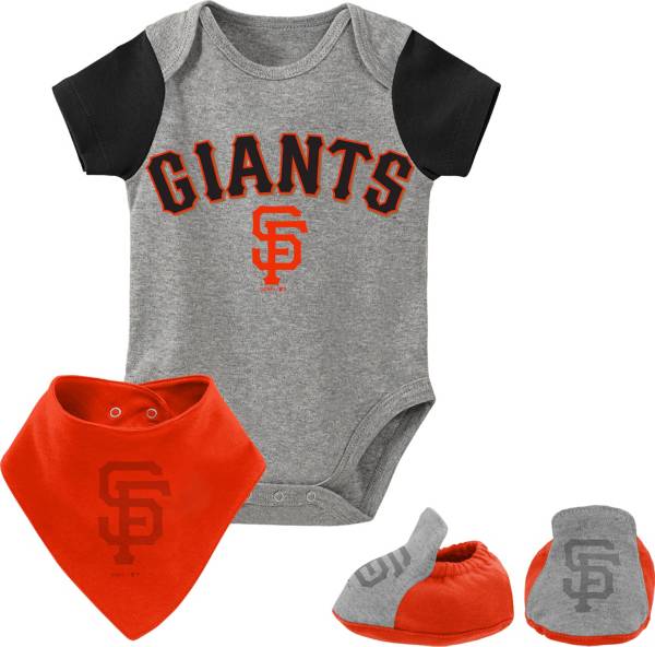 MLB Infant San Francisco Giants 3-Piece Bib & Bootie Set