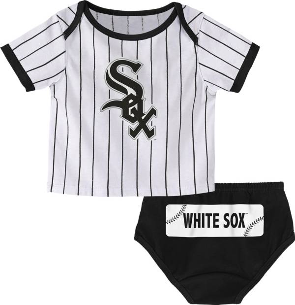 MLB Infant Chicago White Sox 2-Piece T-Shirt & Diaper Cover Set product image