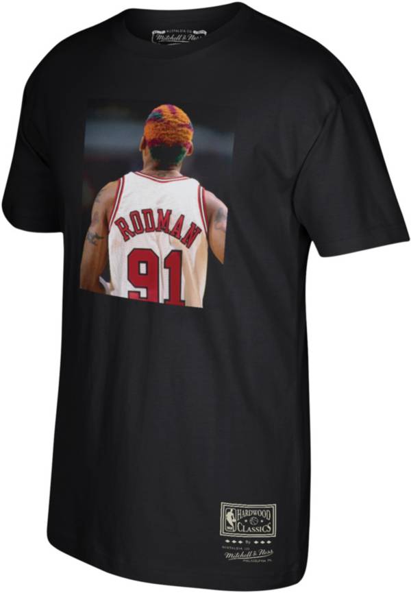 Mitchell & Ness Men's Chicago Bulls Dennis Rodman Black T-Shirt