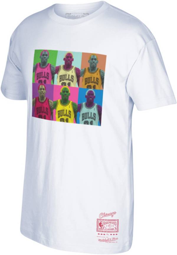 Mitchell & Ness Men's Chicago Bulls White Pop Art T-Shirt