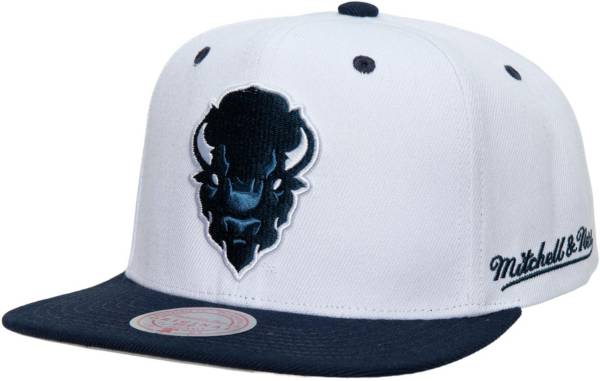 Mitchell & Ness Men's Howard Bison White Dropback Adjustable Snapback Hat