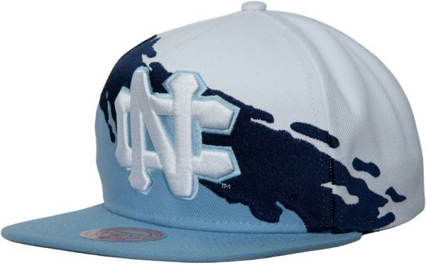 Mitchell & Ness Men's North Carolina Tar Heels Carolina Blue Paint Brush Adjustable Snapback Hat