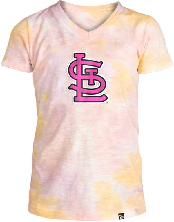 New Era Apparel Girl's St. Louis Cardinals Tie Dye V-Neck T-Shirt
