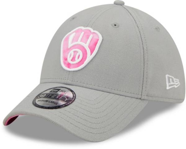 New Era Men's Mother's Day '22 Milwaukee Brewers Grey 39Thirty Stretch Fit Hat