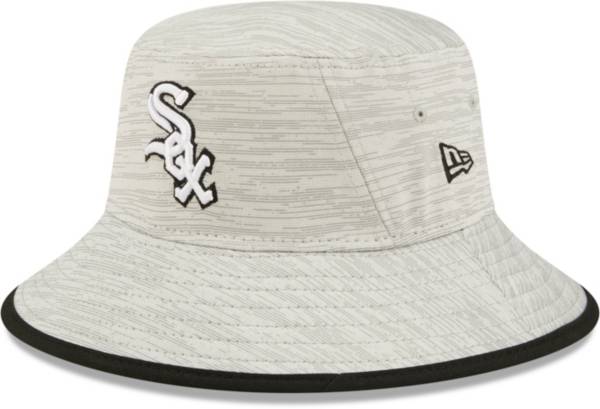 New Era Men's Chicago White Sox Gray Distinct Bucket Hat