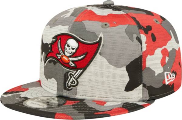 New Era Men's Tampa Bay Buccaneers Sideline Training Camp 2022 Camouflage 9Fifty Adjustable Hat