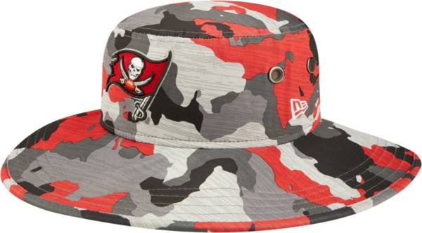 New Era Men's Tampa Bay Buccaneers Training Camp 2022 Sideline Panama Camouflage Bucket Hat