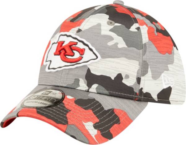 New Era Men's Kansas City Chiefs Sideline Training Camp 2022 Camouflage 39Thirty Stretch Fit Hat