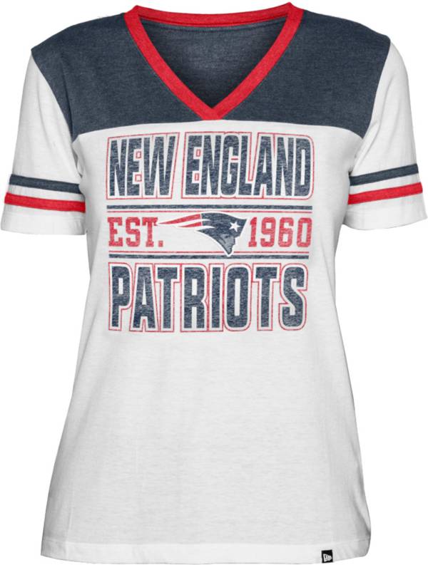New Era Women's New England Patriots Established V-Neck White T-Shirt