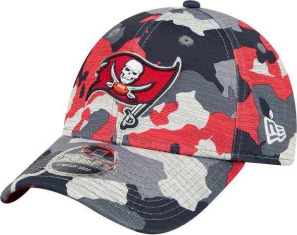 New Era Youth Tampa Bay Buccaneers Sideline Traning Camp 2022 Camouflage 9Forty Adjustable Hat product image