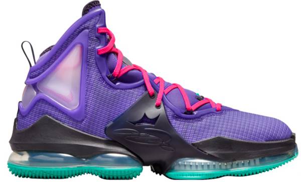 Nike LeBron 19 Basketball Shoes product image