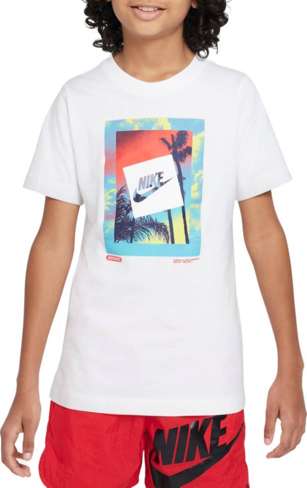 Nike Boys' Sportswear T-Shirt