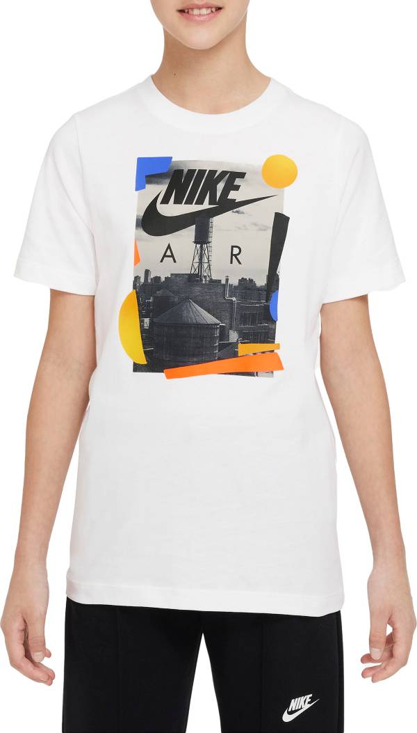 Nike Boys' Sportswear T-Shirt