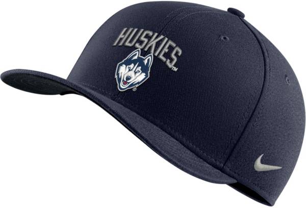 Nike Men's UConn Huskies Blue Swoosh Flex Stretch Fit Hat