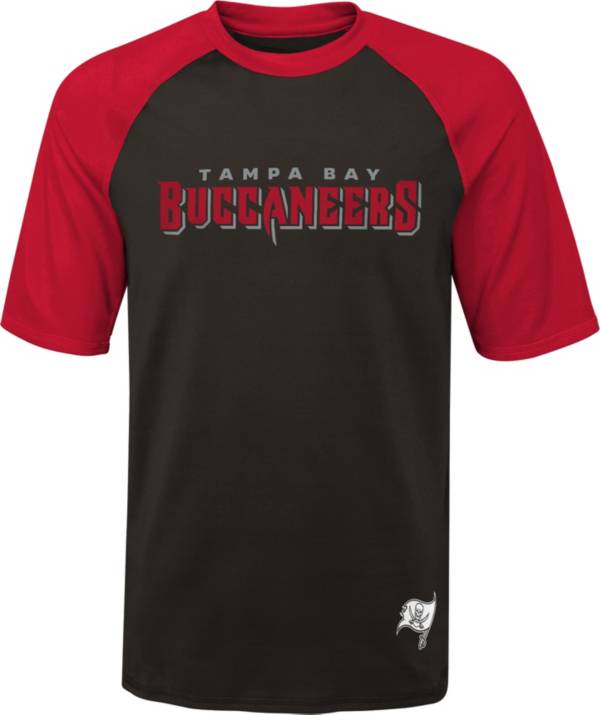 NFL Team Apparel Youth Tampa Bay Buccaneers Rash Guard Pewter T-Shirt