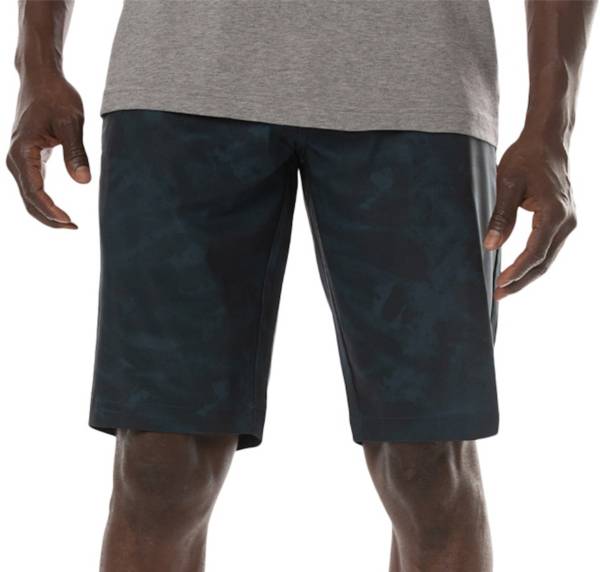 TravisMathew Men's Dock Head Hybrid Golf Shorts
