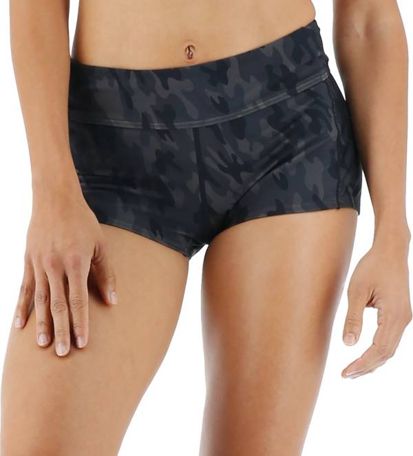 TYR Women's Blackout Camo Casey Boy Shorts