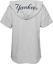 MLB Girls' New York Yankees Gray Clubhouse Short Sleeve Hoodie product image