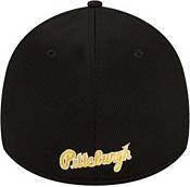 New Era Men's Pittsburgh Pirates Black Distinct 39Thirty Stretch Fit Hat product image