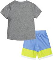 Nike Toddler Boys' Colorblock Short Set product image